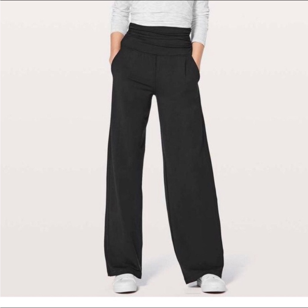 Lululemon Take It Easy Pant Size 6